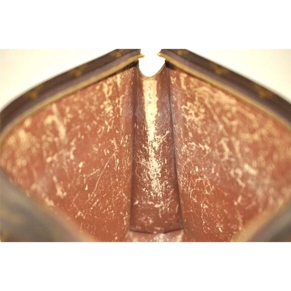 Louis Vuitton Monogram Toiletry Pouch 26 w/FREE insert and FREE dustbag - Picture 8 of 8